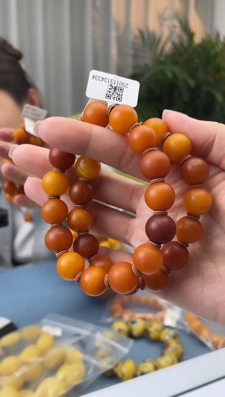 【闪购商品】蜜蜡珠宝奇石未镶嵌假一罚十，微瑕多样性发一件019.13