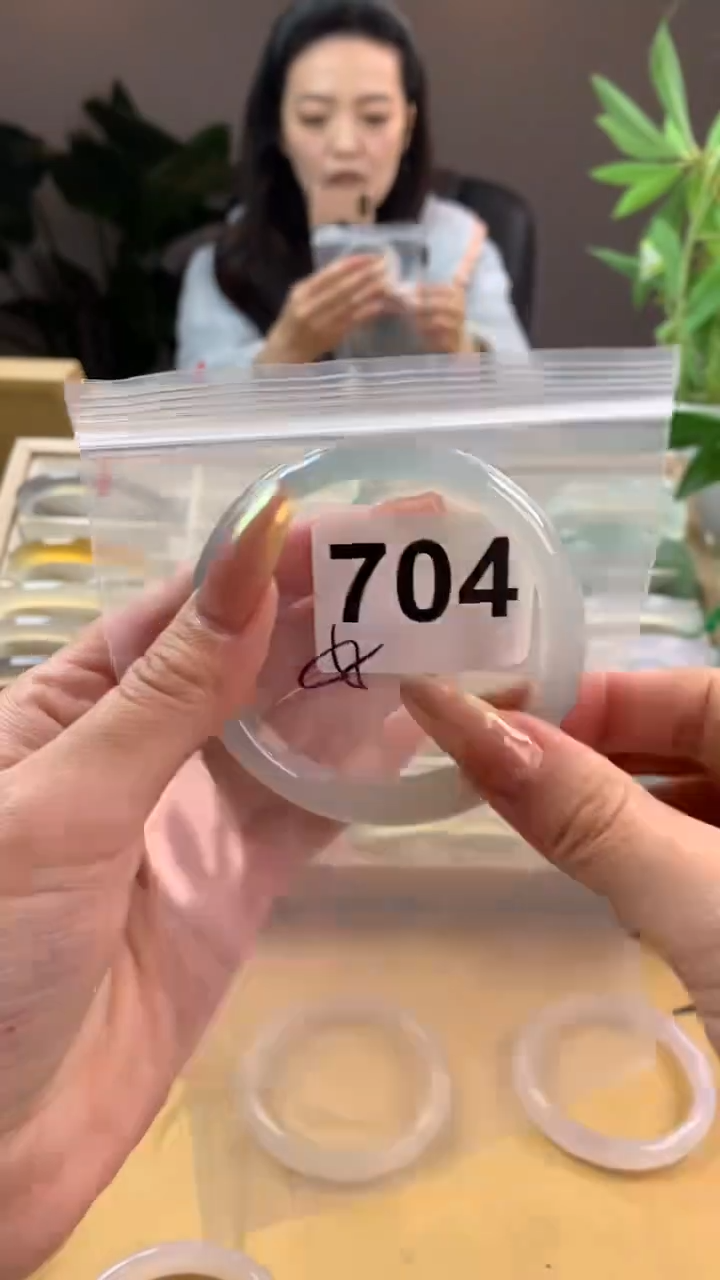 【闪购商品】玛瑙/玉髓手镯未镶嵌704