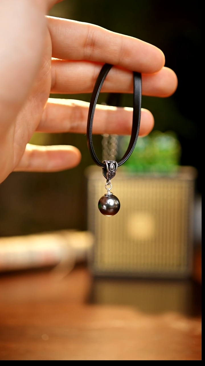 刺绣大溪地色CHOKER项链无盒子