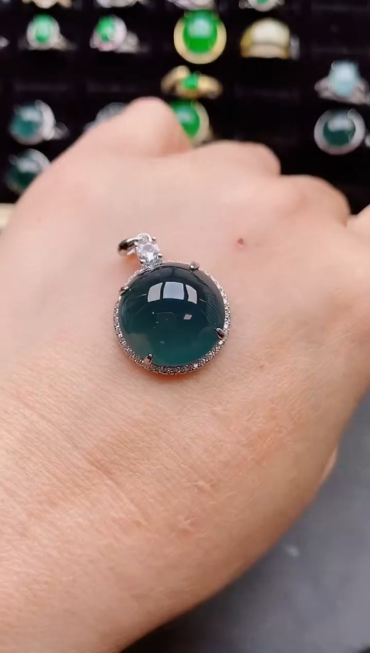 【闪购商品】翡翠颈饰银S925镶嵌12121