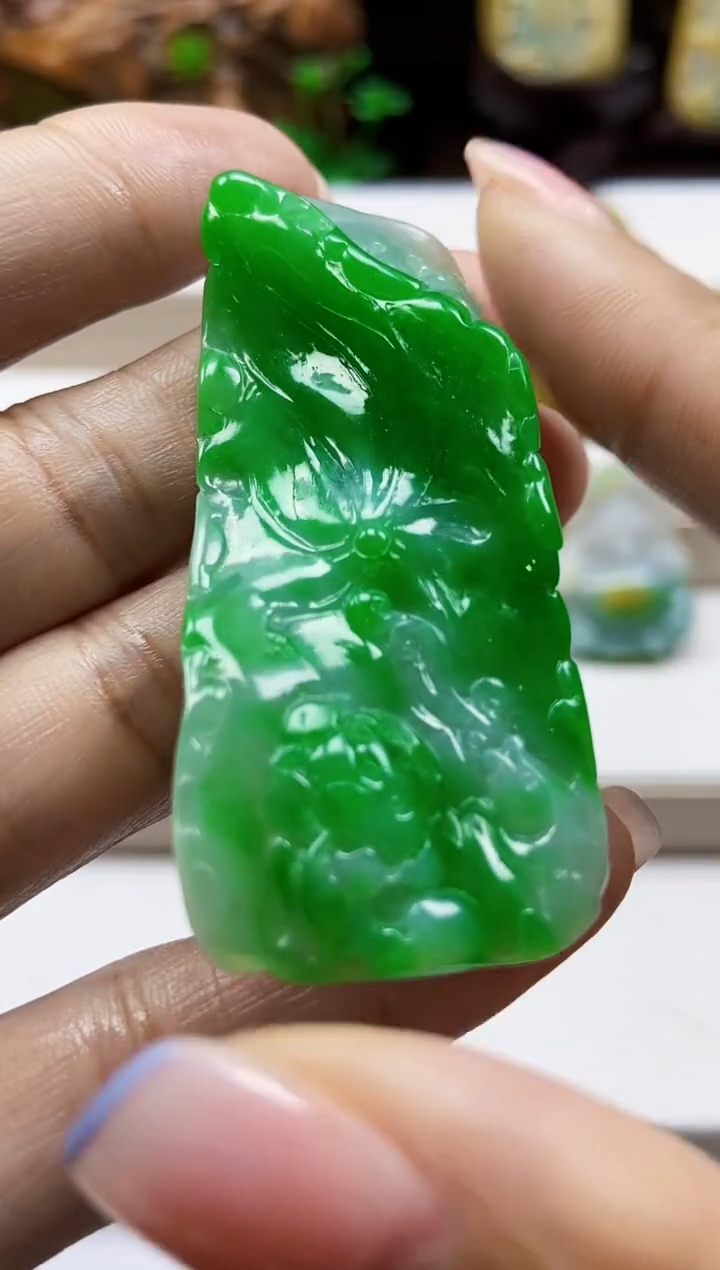 颈饰未镶嵌翡翠翡翠A货
