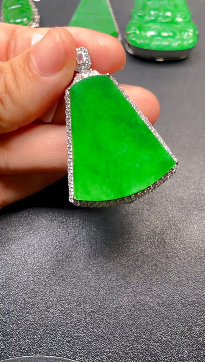 吊坠(不含链)银S925镶嵌翡翠吊坠