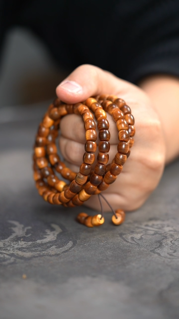 【闪购商品】柏木（崖柏）手串/手链陈化黑油料7*8*108老型多圈