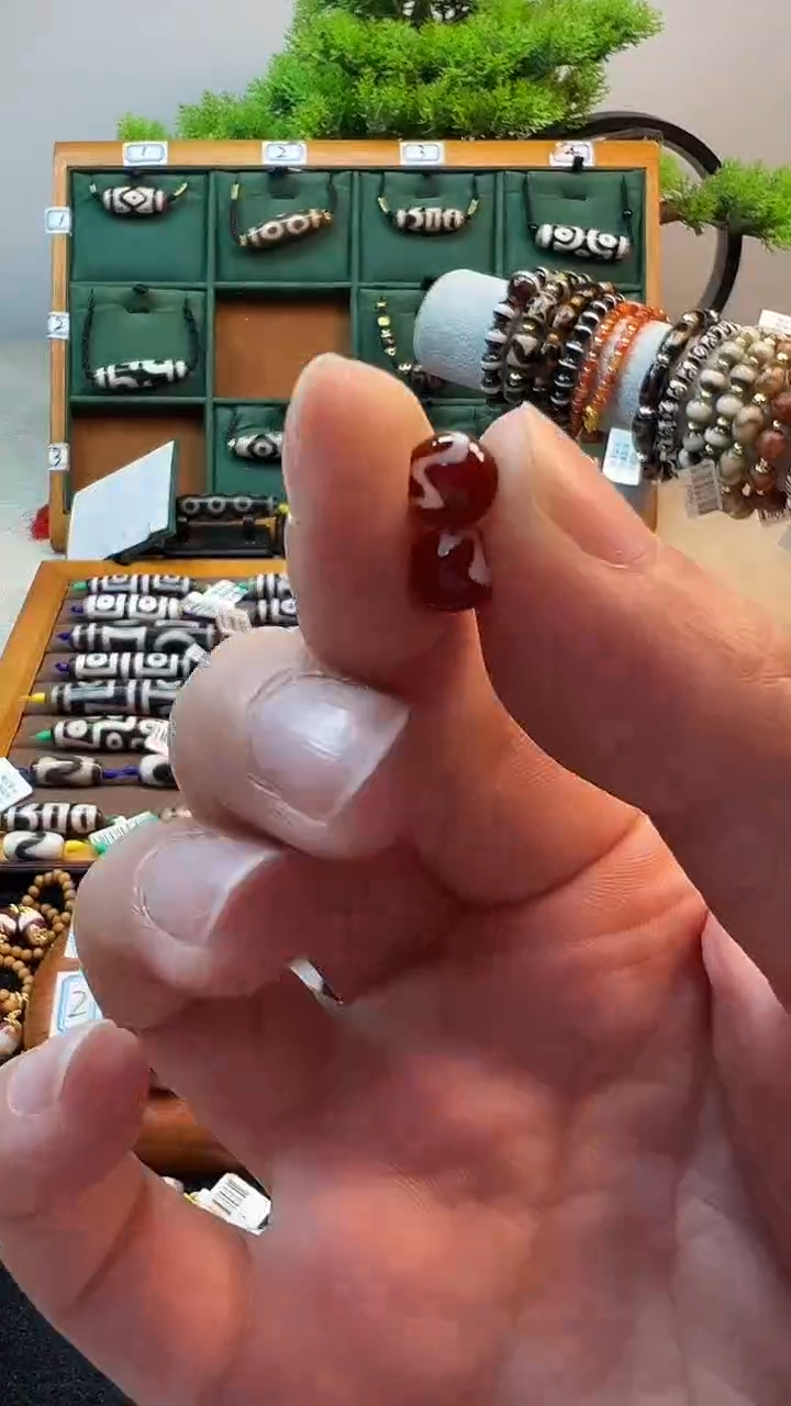 玛瑙/玉髓（覆膜）颈饰未镶嵌130（微瑕随机发货）