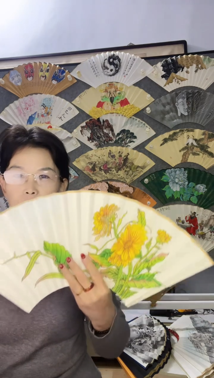 扇子九五寸十八方玉竹折扇