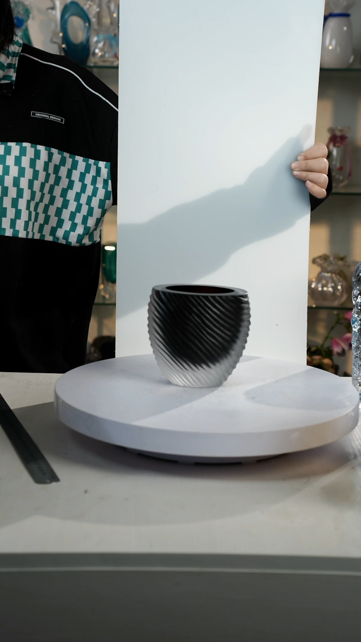 【闪购商品】琉璃【弘扬】高13轻奢琉璃花器正常手工痕迹