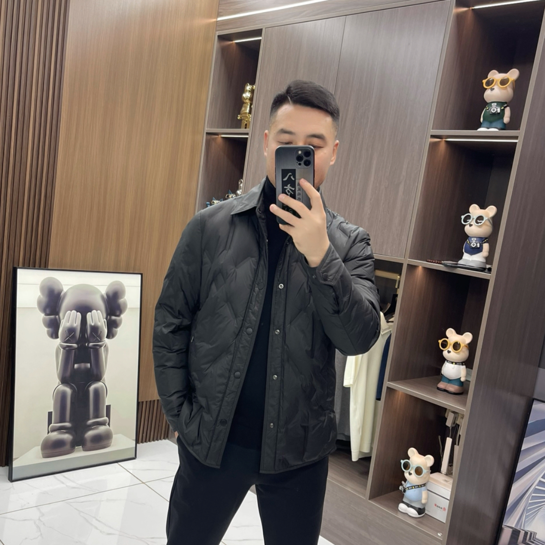 9663冬季男士短款羽绒外套潮流翻领收腰修身黑色时尚休闲轻薄