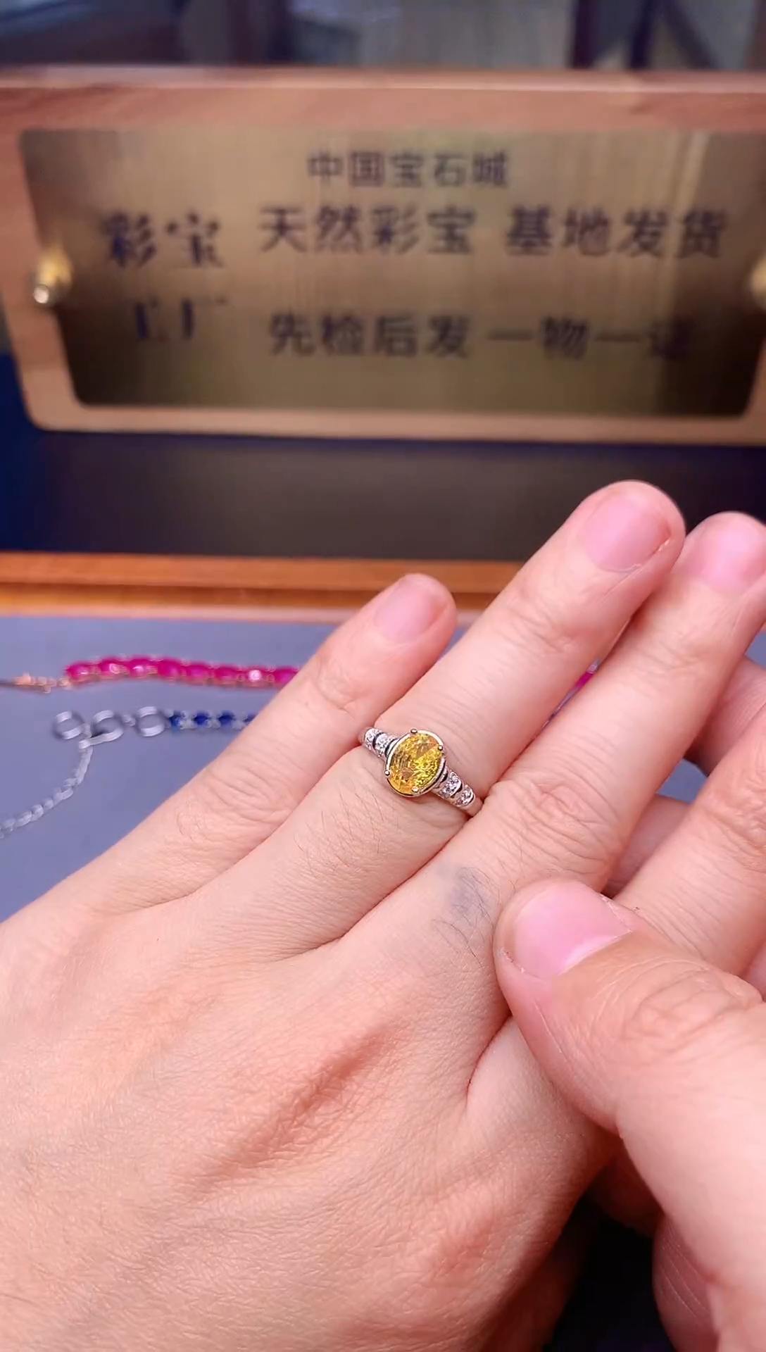 【闪购商品】蓝宝石戒指银S925镶嵌........