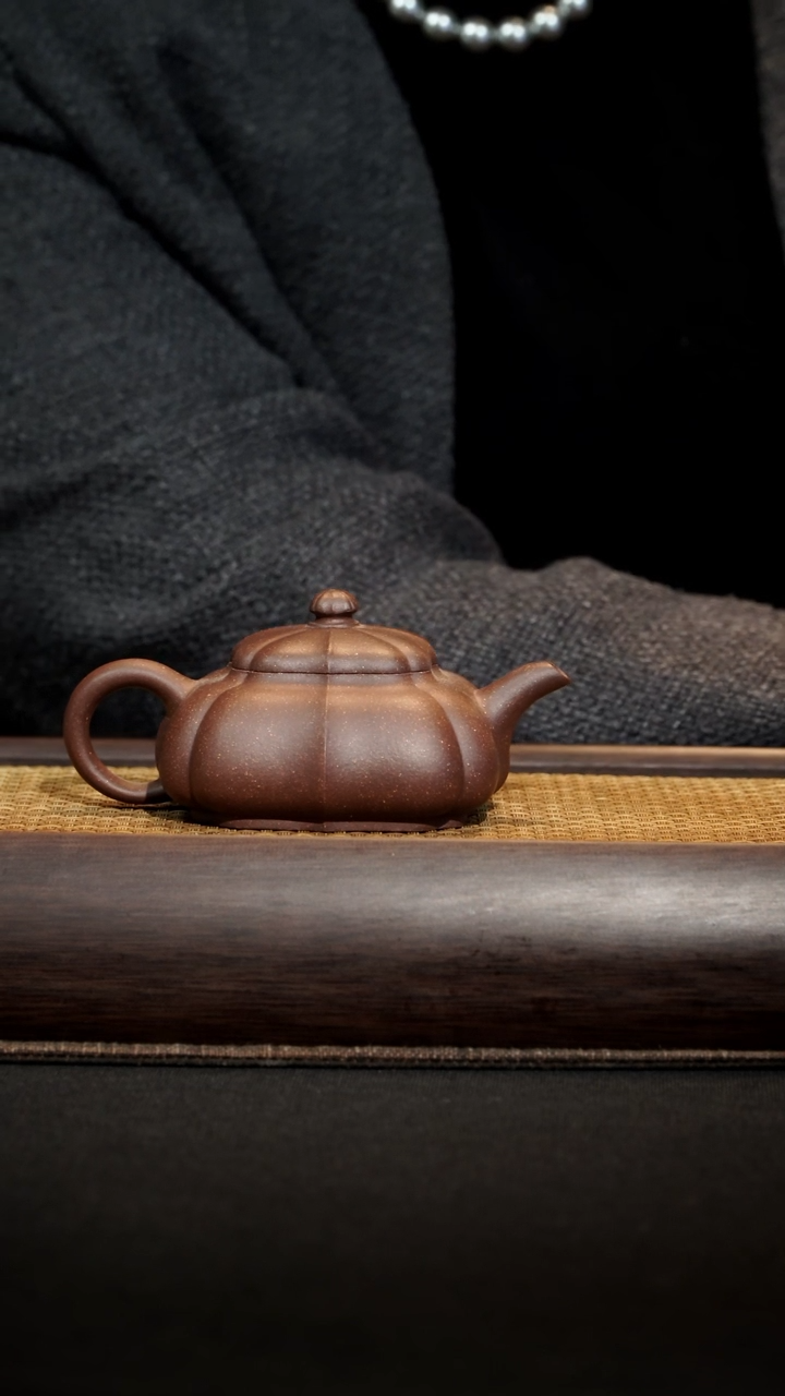 【闪购商品】紫砂茶壶般若紫泥共生矿150毫升