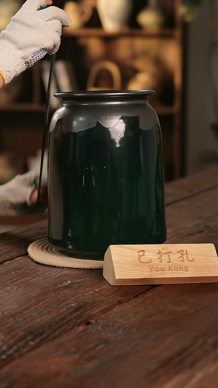 摆件10-95高28口15误差2已打孔瑕疵