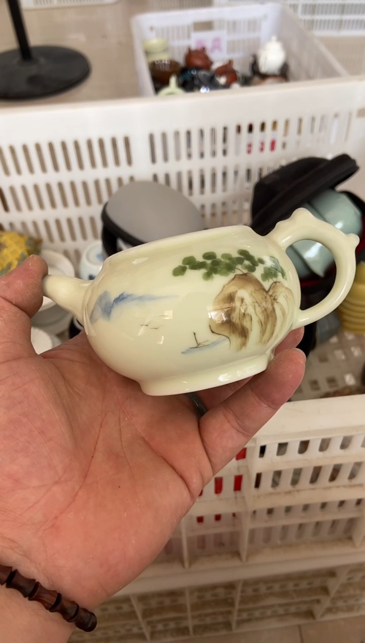 杯无运费险有瑕疵的摄影的产品有使用过的痕迹有点脏介意勿拍