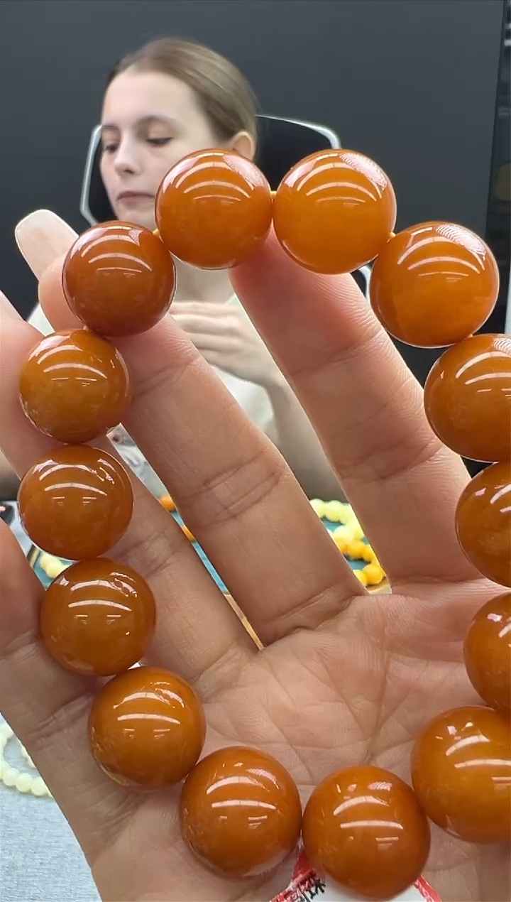 【闪购商品】琥珀手链未镶嵌90秒拍号