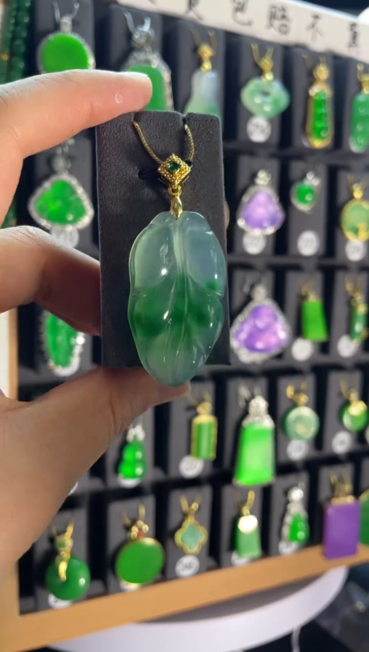 【闪购商品】翡翠耳饰银S925镶嵌217....