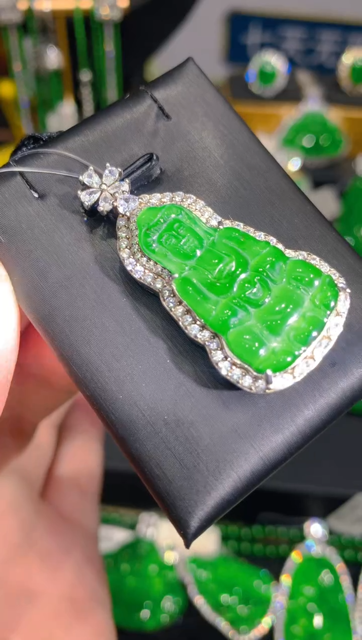 【闪购商品】翡翠颈饰银S925镶嵌13一季