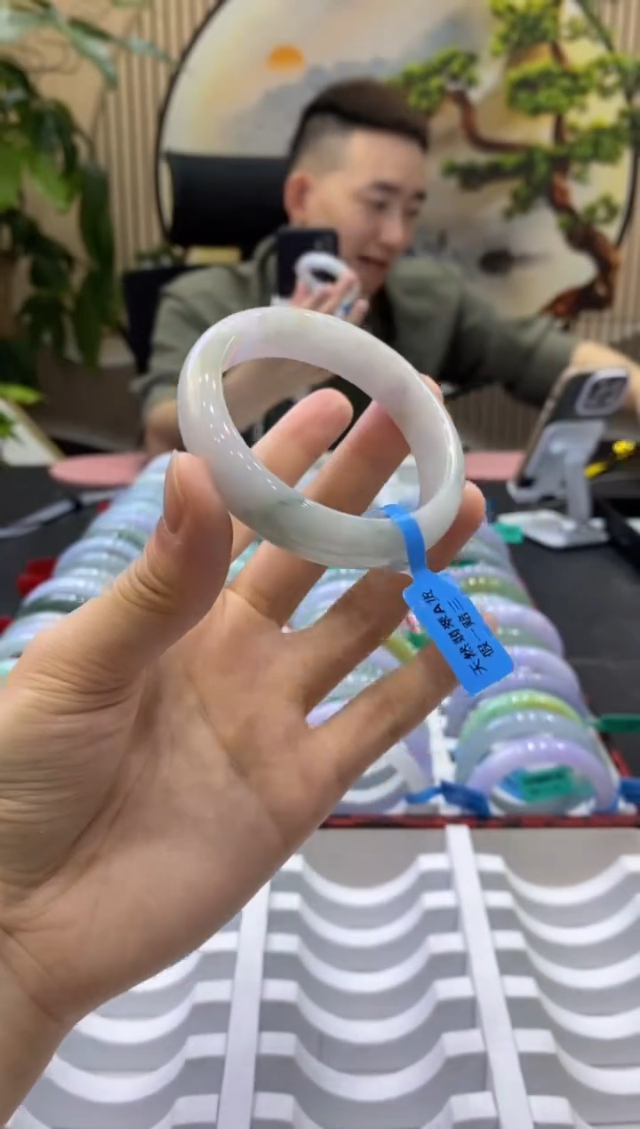 翡翠手镯未镶嵌1160