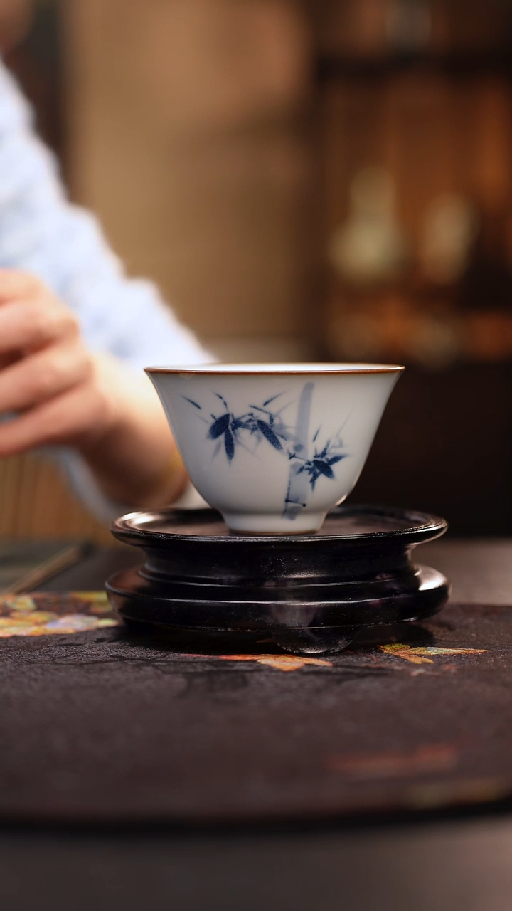 福利价 气窑 羊脂白竹纹铃铛杯 惜缘底款