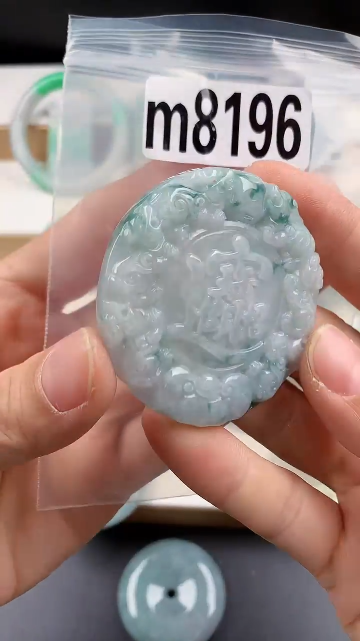 颈饰未镶嵌翡翠天然翡翠吊坠挂件