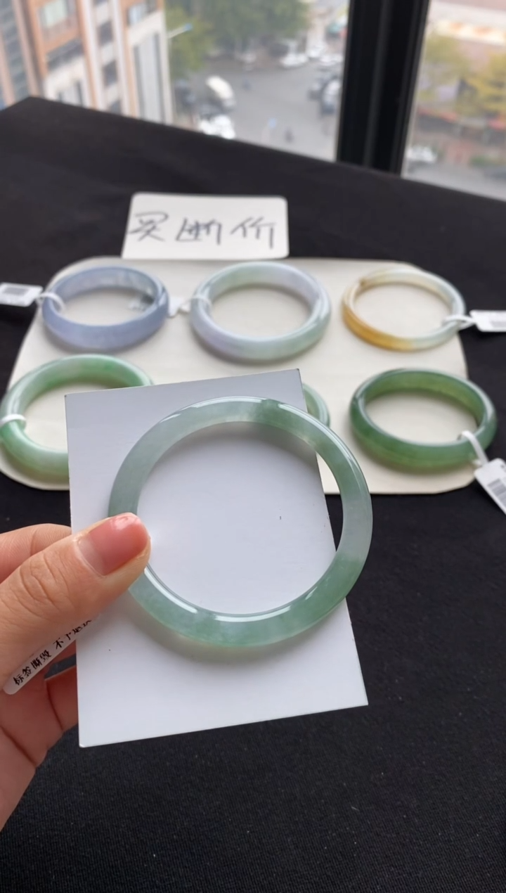 【闪购商品】翡翠手镯（圆镯）未镶嵌52圆条--不退不换