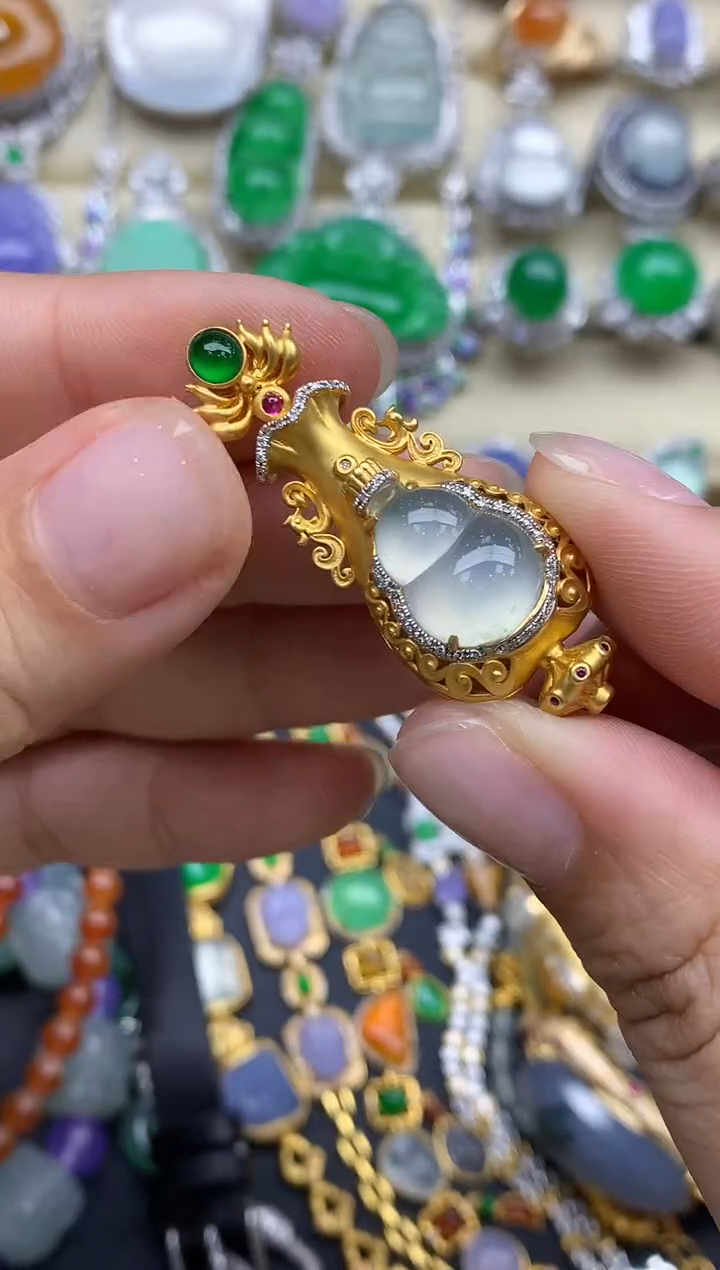 翡翠18K金镶嵌颈饰682-春日珠宝