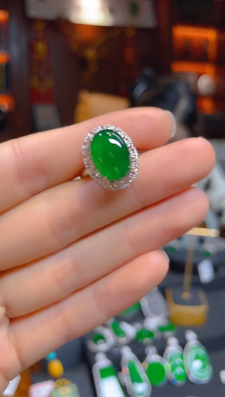 【闪购商品】翡翠戒指18K金镶嵌115134-天然A货翡翠