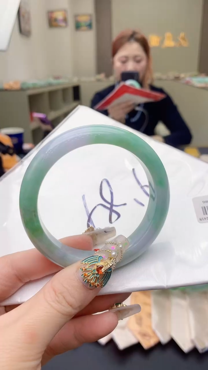 【闪购商品】翡翠手镯未镶嵌0062107299