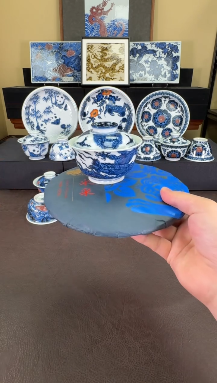 【闪购商品】又见春风霸王龙纹盖碗