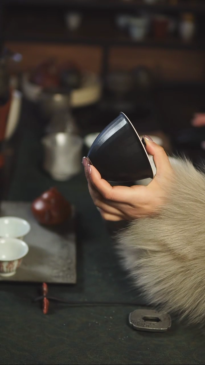 【闪购商品】吴一延 刮棱系列盖碗 黑色