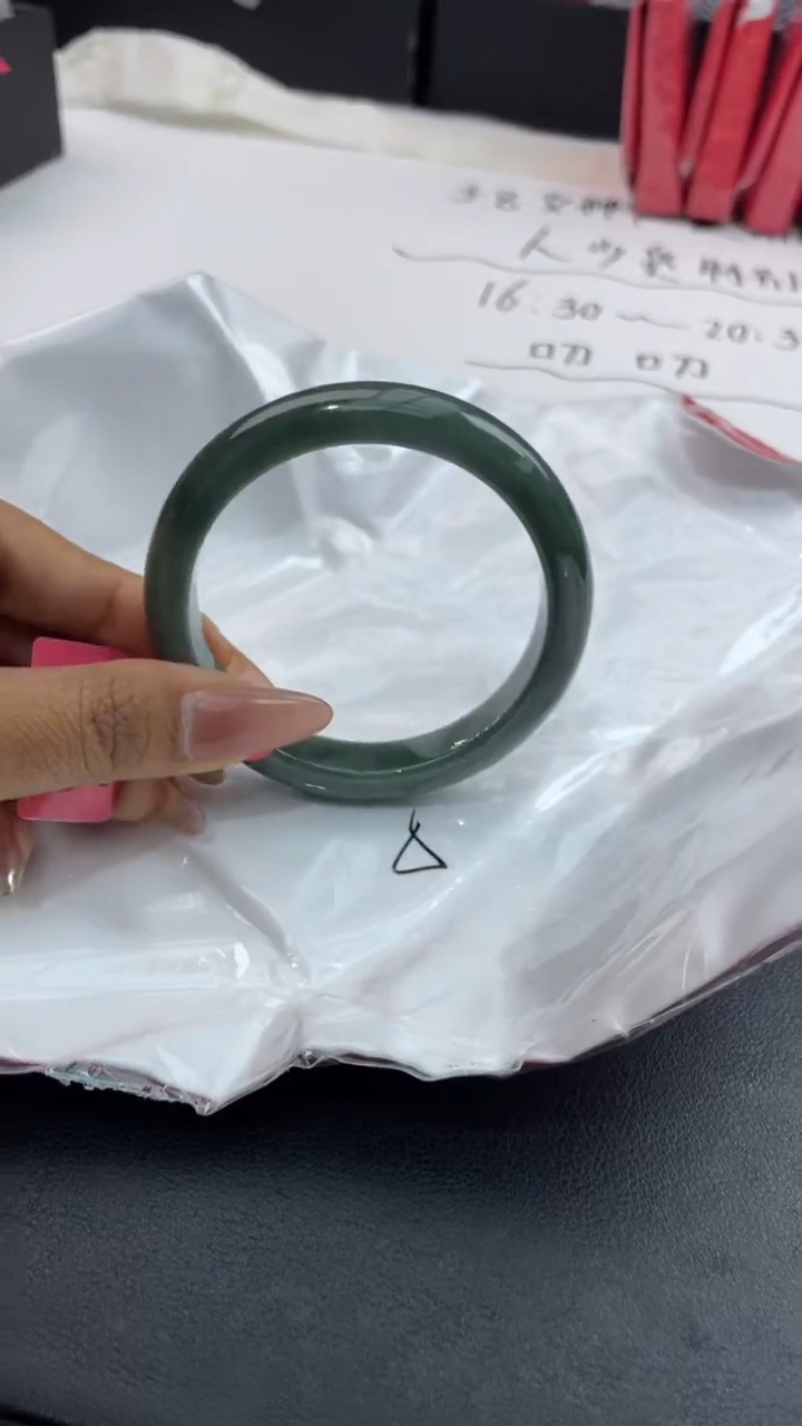 【闪购商品】翡翠手镯未镶嵌3翡翠手镯