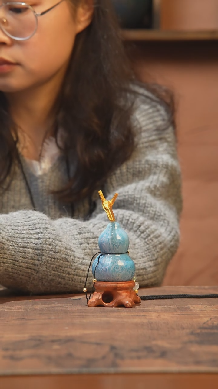 【闪购商品】604号-大漆飘漆小葫芦脖挂