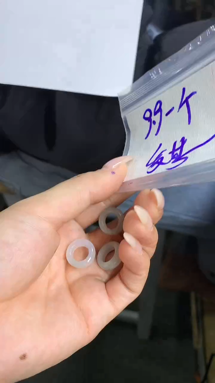 【闪购商品】定制翡翠戒圈未镶嵌23 定制毛货需精细抛光发其一