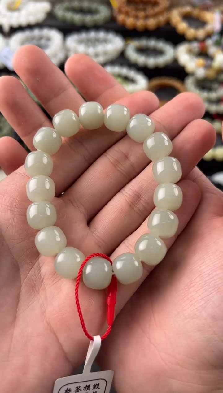 【闪购商品】和田玉手串未镶嵌且末吧卡12老型珠微色差