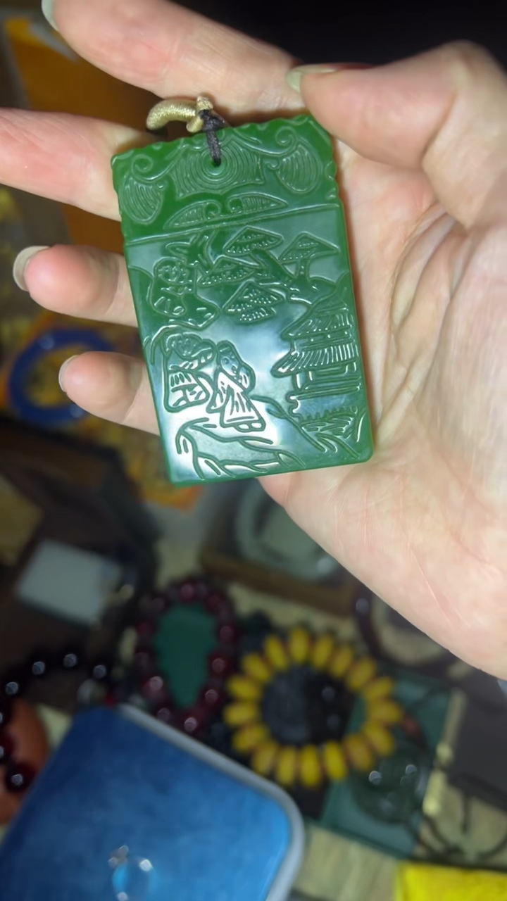 和田玉（碧玉）未镶嵌把件闪购高端商品链接子冈牌