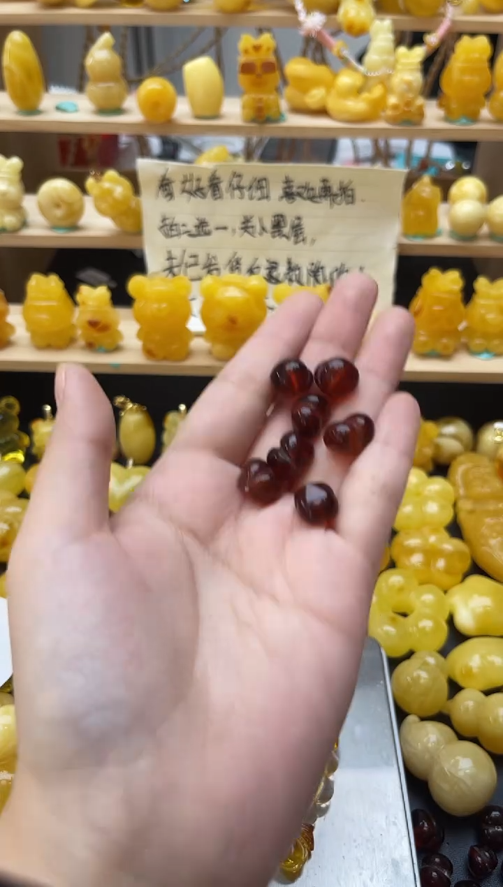琥珀未镶嵌珠宝奇石033琥珀蜜蜡微瑕多样性随机发其一