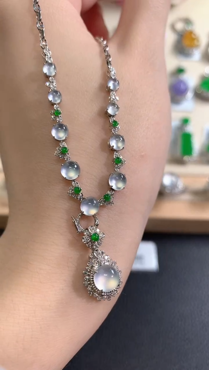 套链18K金镶嵌翡翠冬日珠宝Q142