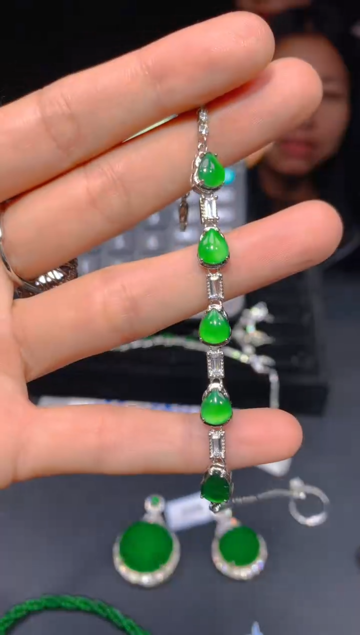 【闪购商品】定制翡翠未镶嵌241多样性发货（发其一）