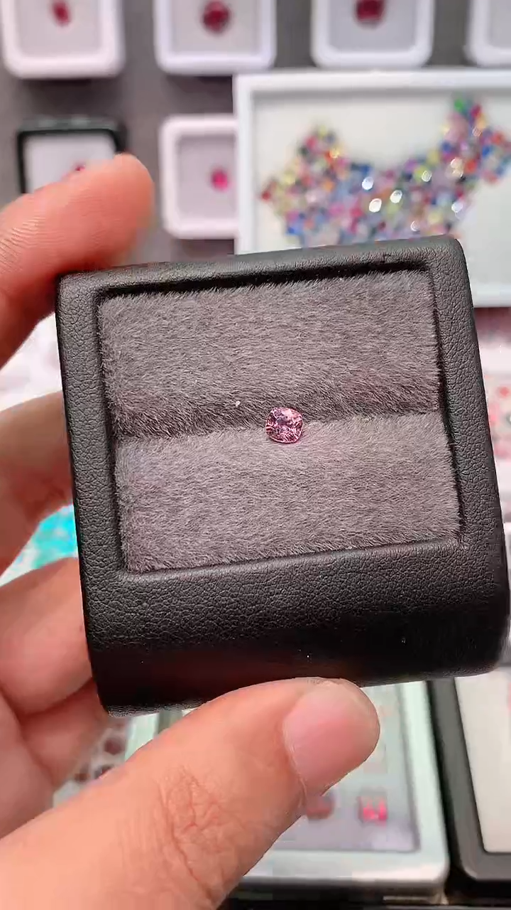 【闪购商品】尖晶石裸石未镶嵌福利0.61