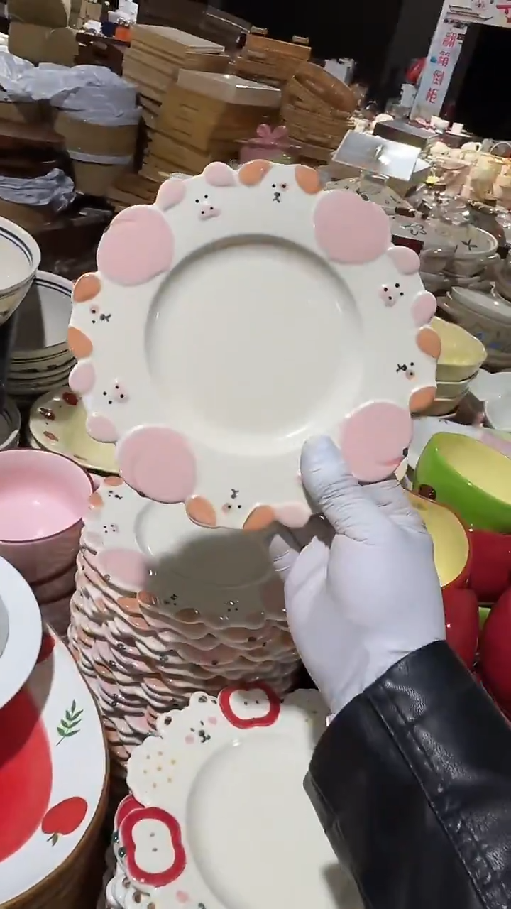 陶瓷桃子盘微瑕 凑满20元包邮