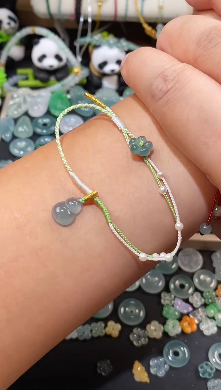 散珠翡翠葫芦小花手绳  手围15