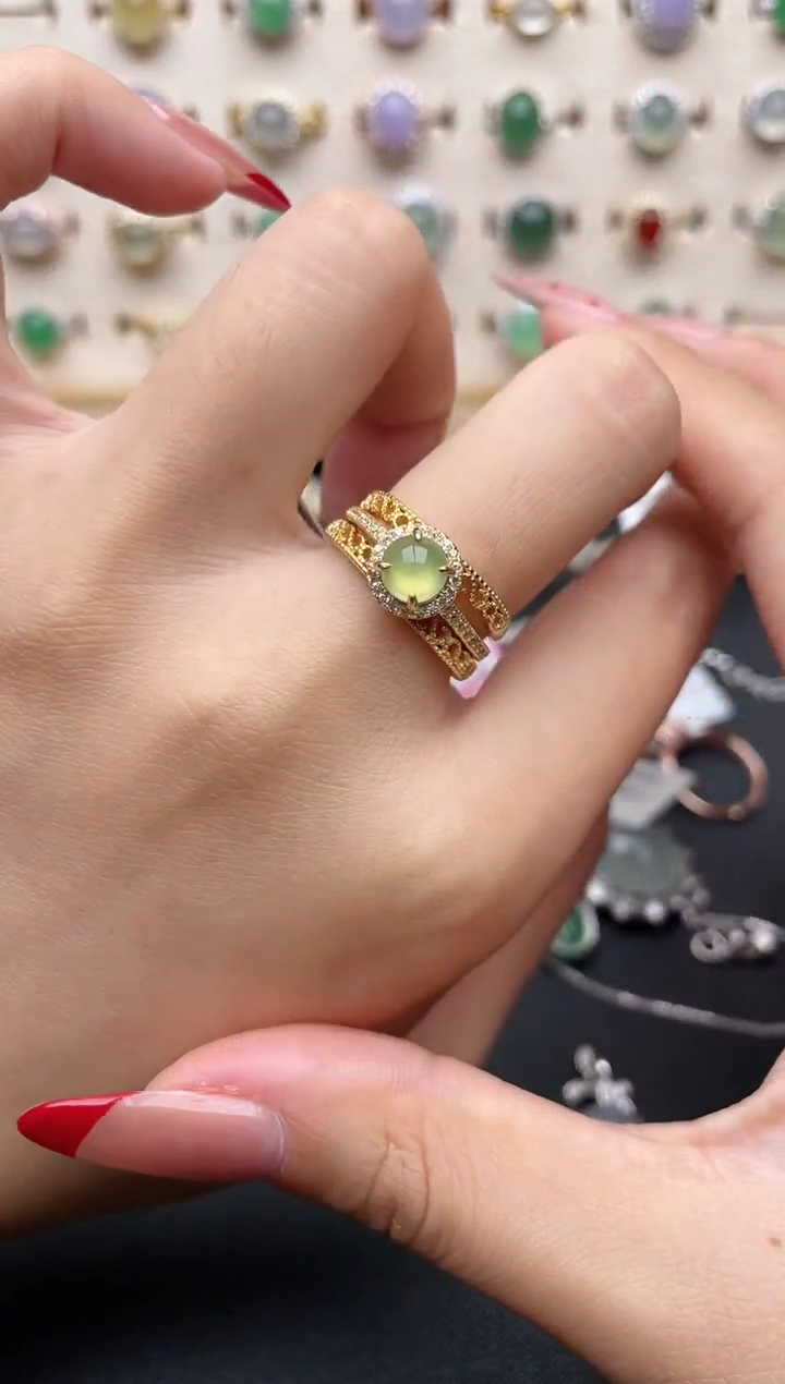 【闪购商品】翡翠戒指银S925镶嵌一物一证一礼盒