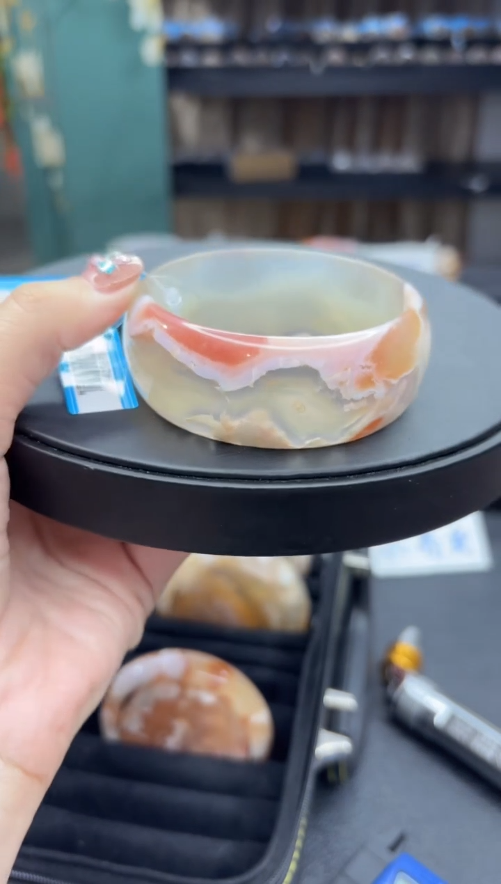 【闪购商品】石英质玉手镯未镶嵌914（61圈）