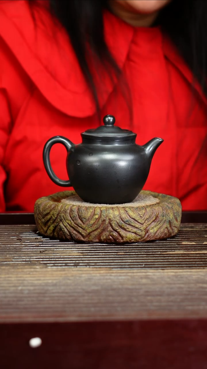 宜兴原矿紫砂壶茶壶宜兴原矿紫砂壶茶壶200C