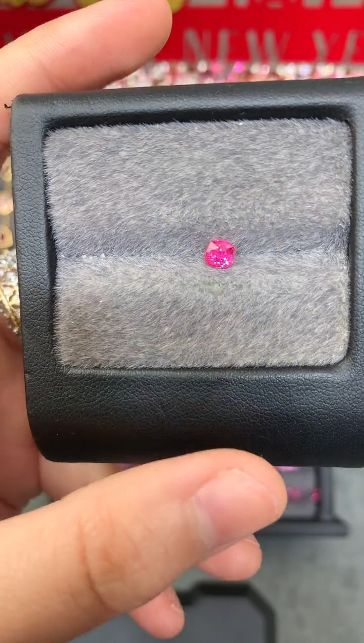 【闪购商品】定制尖晶石裸石未镶嵌枕型 吉尔德纳米亚绝地 0.51ct