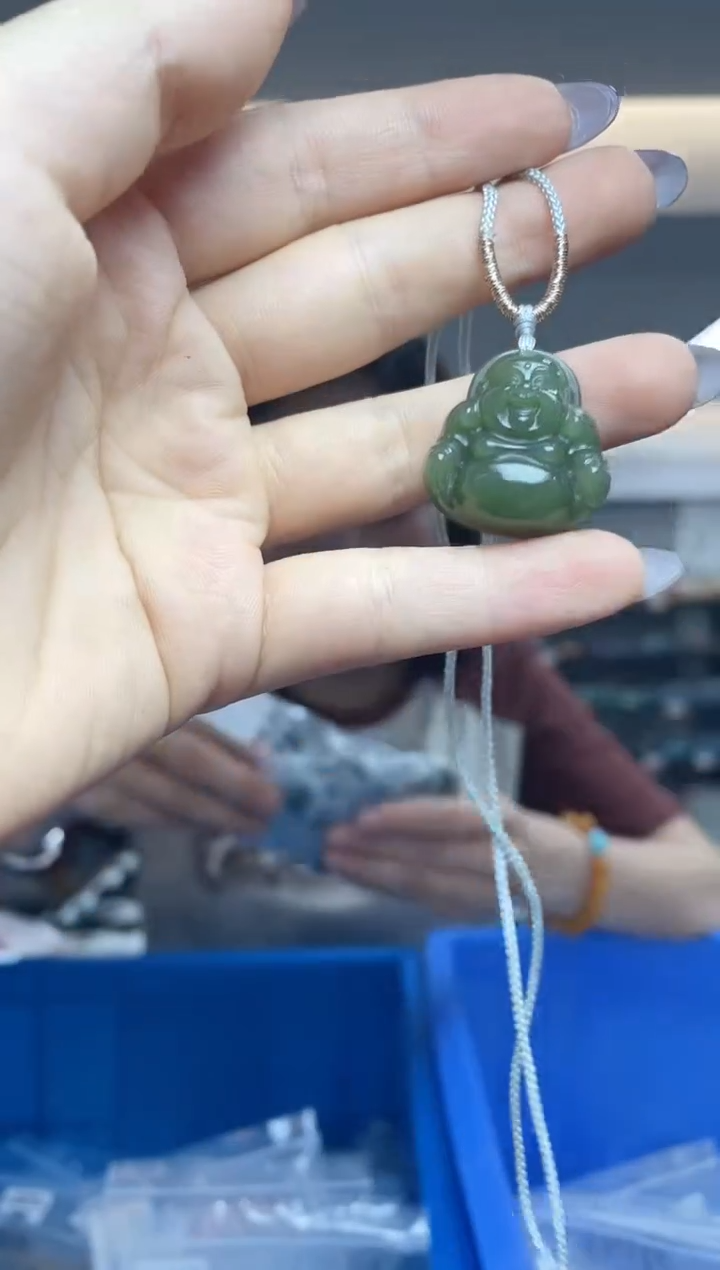 和田玉未镶嵌颈饰（多样性发一件）