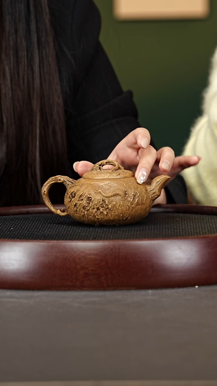 茶壶紫砂126HH龙供春 老段泥 220cc