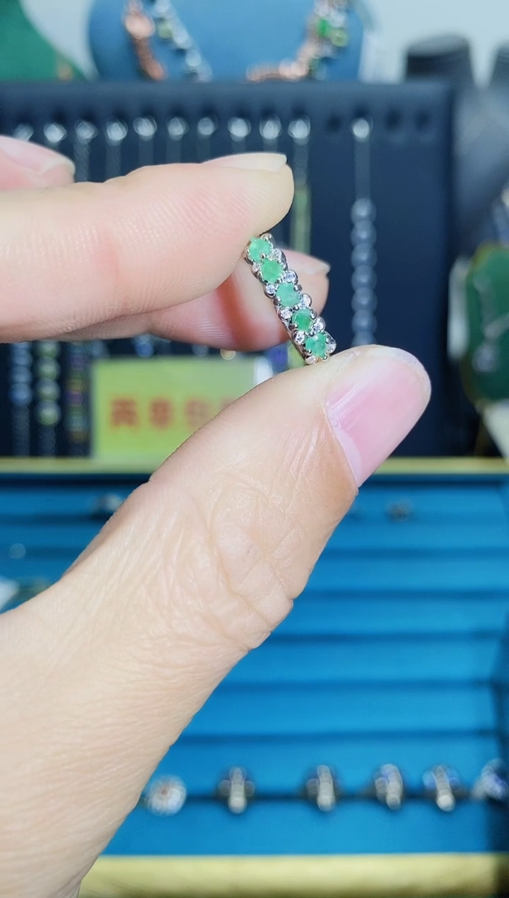 【闪购商品】祖母绿戒指银S925镶嵌1121