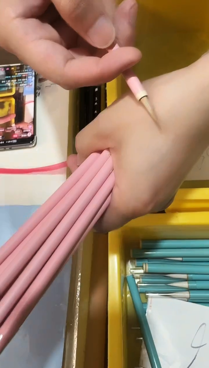 白红瘦金体勾线毛笔2支
