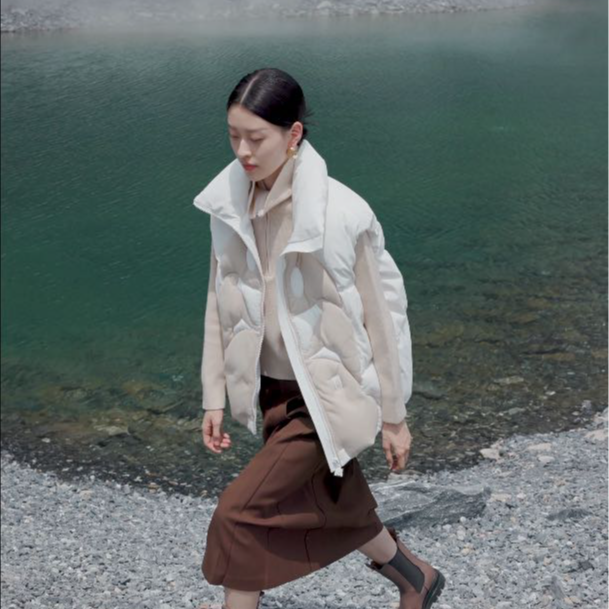  824Y850马甲立领轻职风加厚无袖宽松型羽绒服