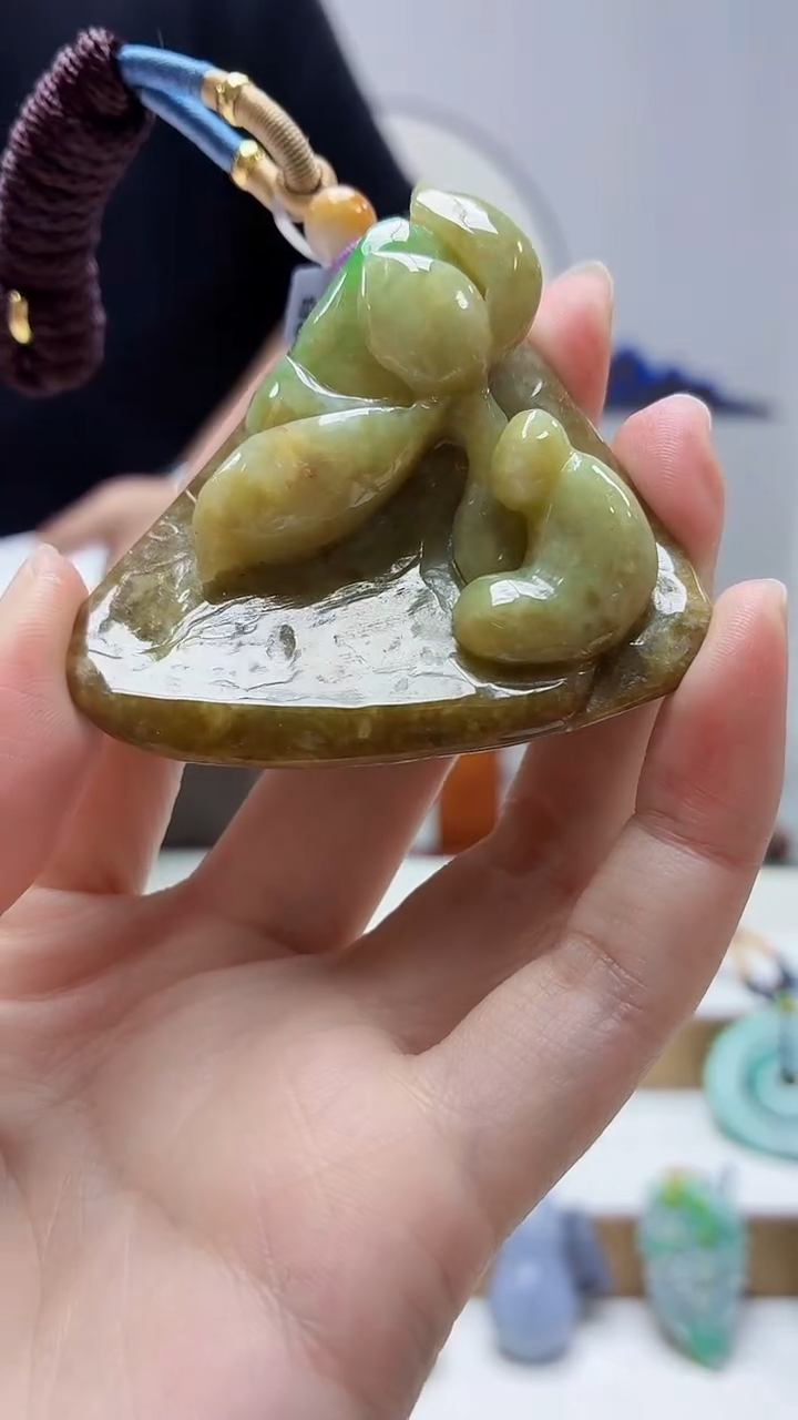 未镶嵌定制翡翠4688zm-毛货挂件65悟道
