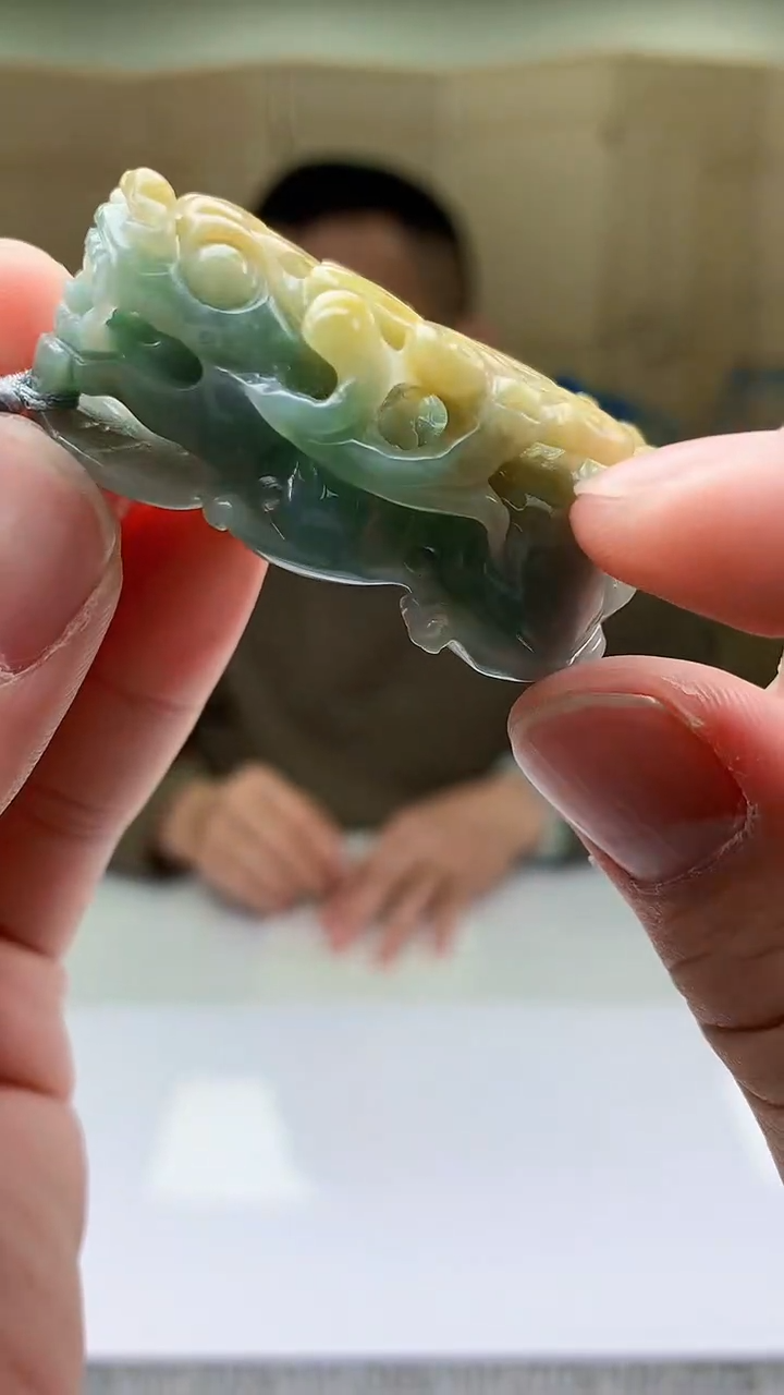 【闪购商品】定制翡翠未镶嵌4812bb-毛货挂件49