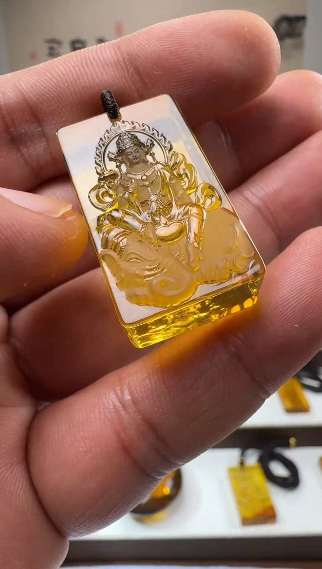 【闪购商品】琥珀颈饰未镶嵌缅甸琥珀普贤方牌吊坠